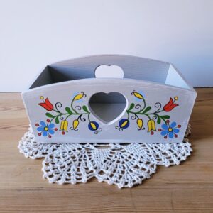 Skrzyneczka otwarta z sercami szara duza haft wejherowski x