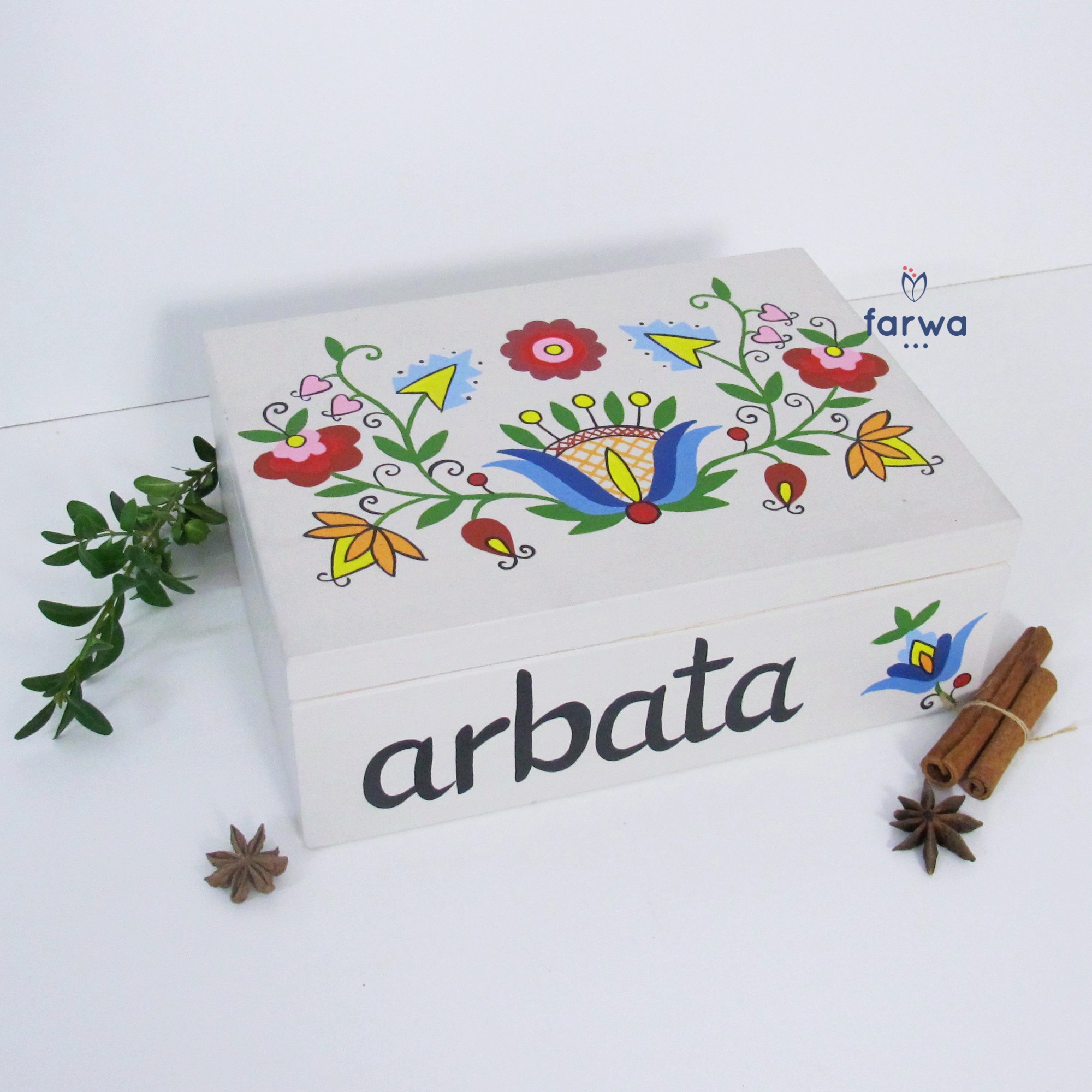 Herbaciarka „Arbata” na 6 – haft wdzydzki