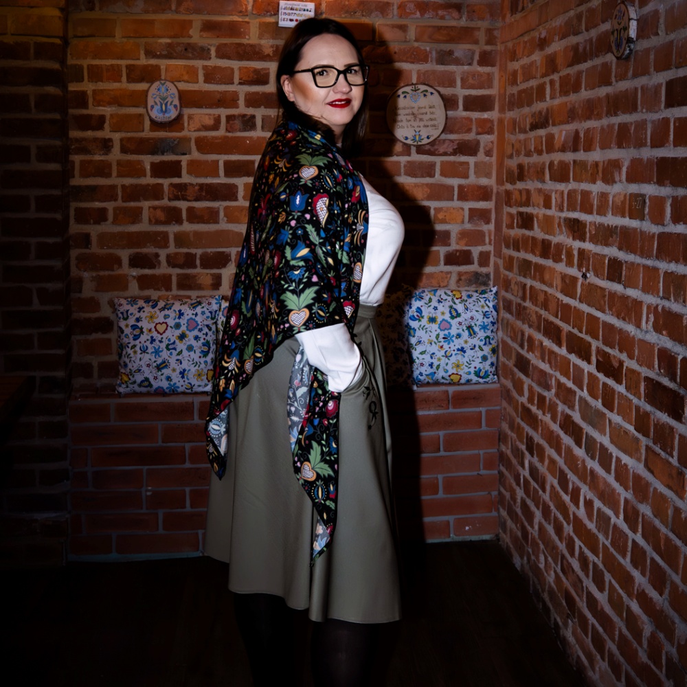 Chusta czarna 3 Chusta czarna