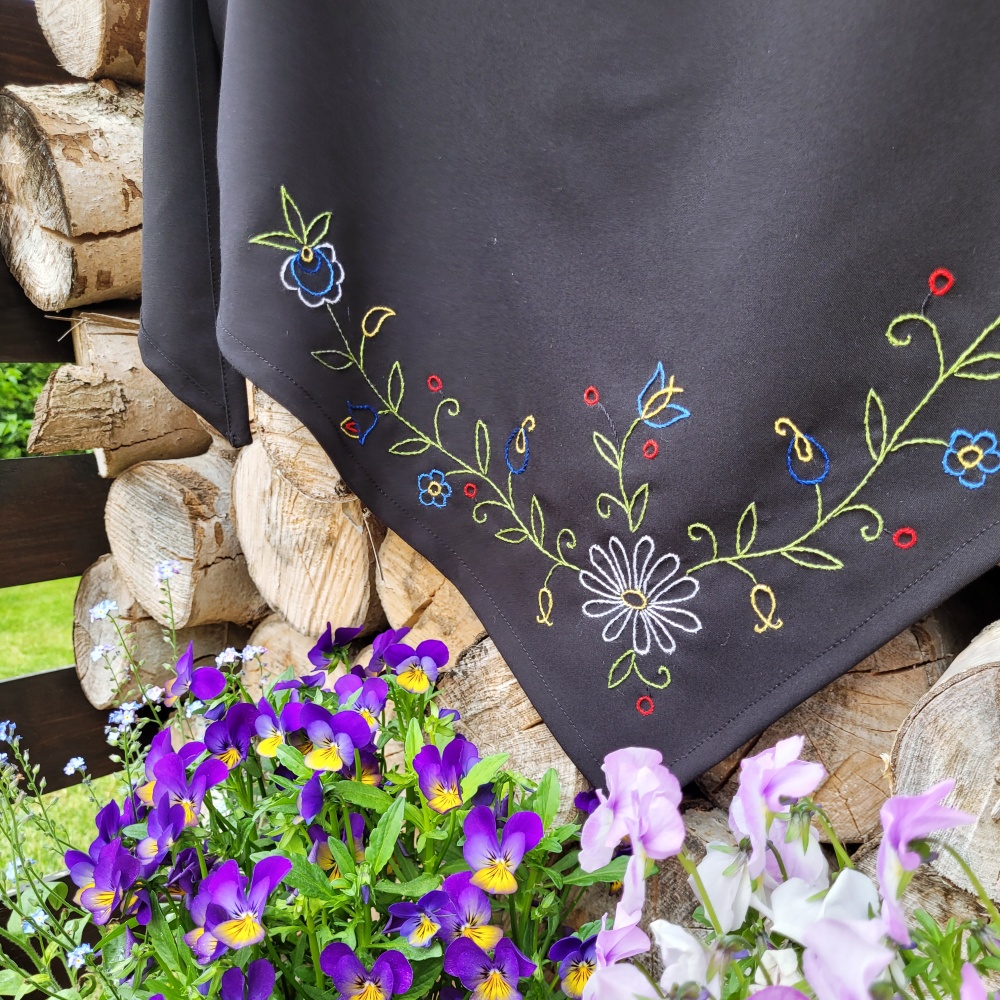 Chusta czarna 3 Chusta czarna