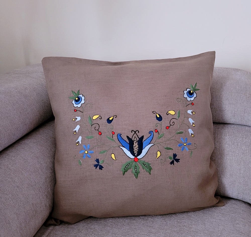 Poszewka lniana - Tulipan Poszewka lniana na poduszkę „Tulipan” – len