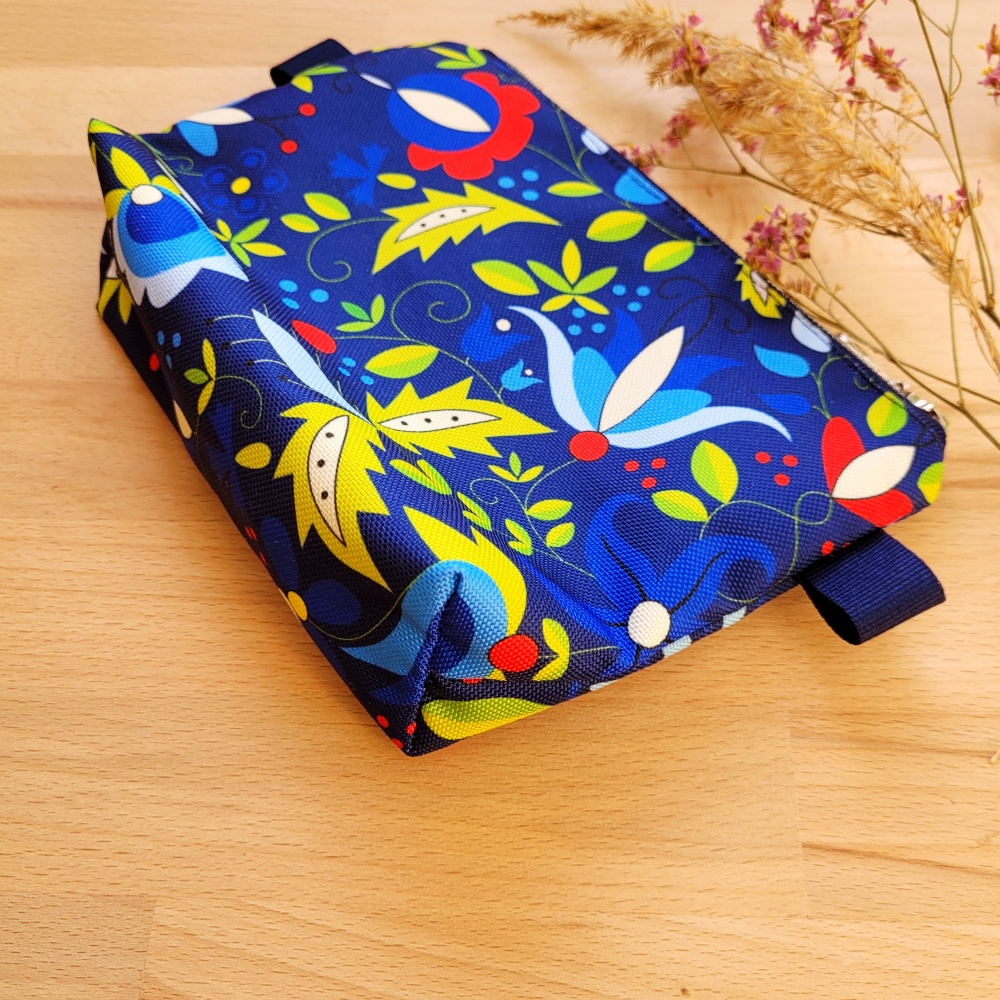 Kosmetyczka mała haft kaszubski granat 3 Kosmetyczka mala haft kaszubski granat