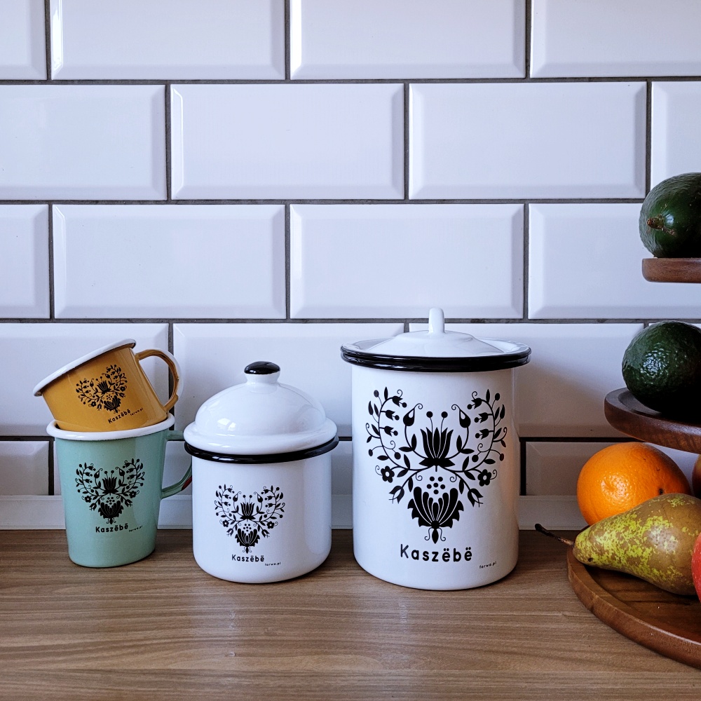 Pojemniki i klubki emaliowane 2 Pojemniki i klubki emaliowane